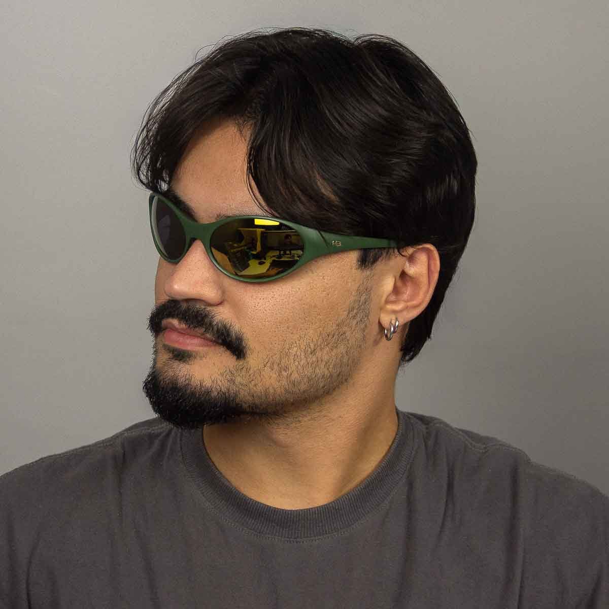 Oculos Solar HB Aliens Return 10105850807026 Verde Fosco Lente Dourado Espelhada Verde 5