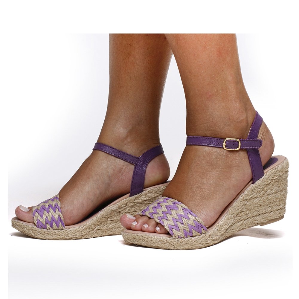 Sandália Anabela em Couro Feminino Fivela Detalhe Trança Sola Corda Confortável Roxo 3