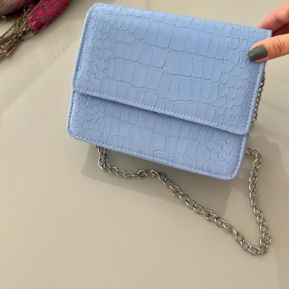 Bolsa Croco Feminina com Alça de Corrente e Alça de Mão Tendência para o Dia a Dia e Festa Azul 4