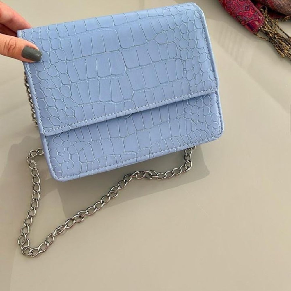 Bolsa Croco Feminina com Alça de Corrente e Alça de Mão Tendência para o Dia a Dia e Festa Azul 6