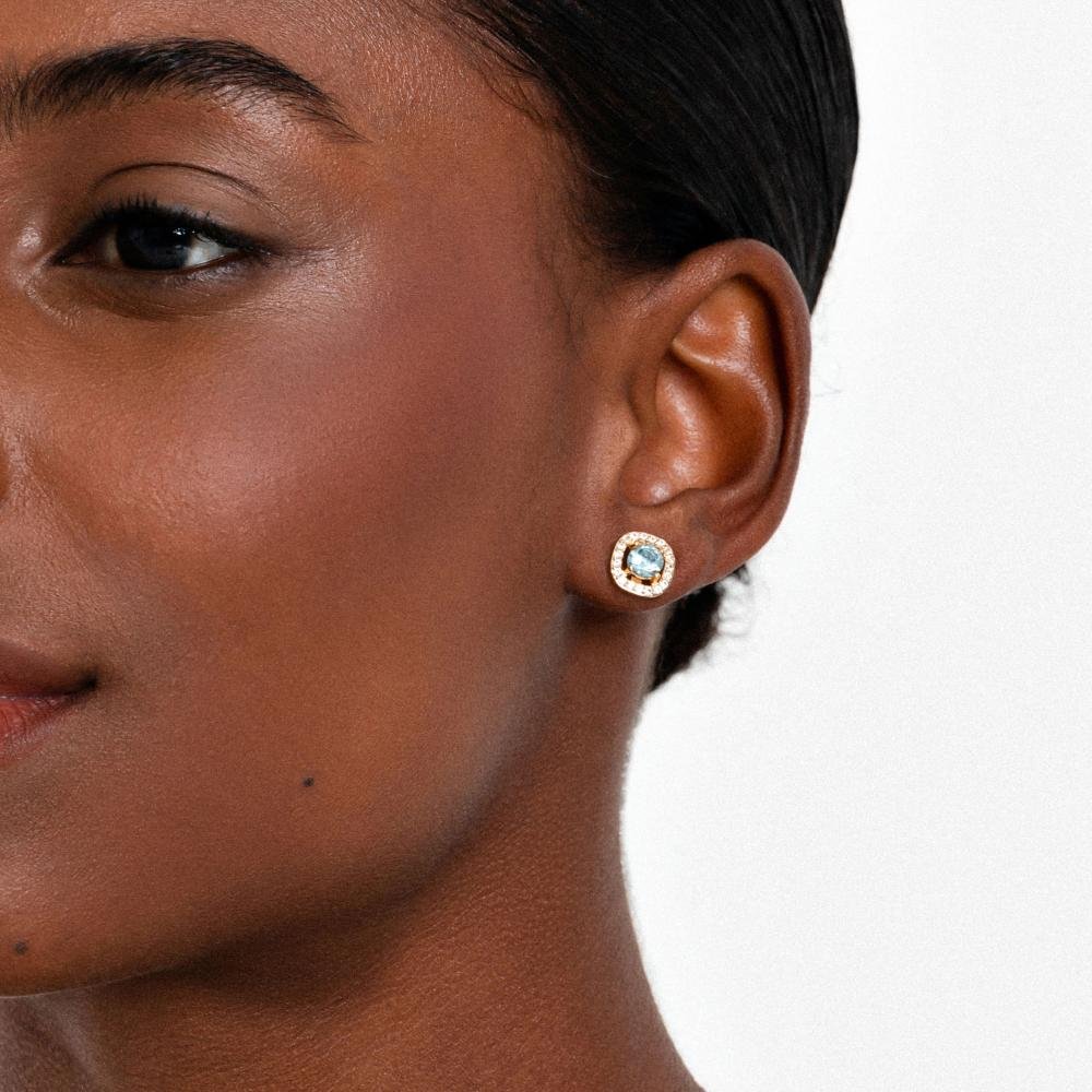 Brinco com Topázio Azul e Topázio em Prata 925 com Banho de Ouro Amarelo 18k Dourado 2