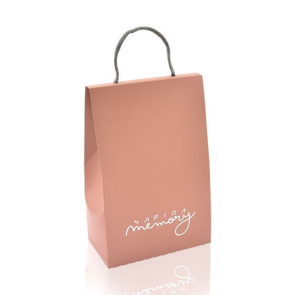 Colar de Prata Rosé Love com Pontos de Luz Dourado 3