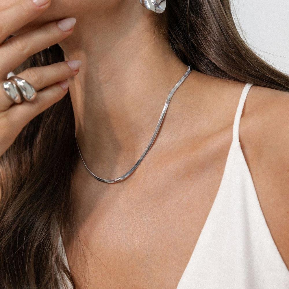 Choker Fita Prata Banhado a Ródio Prata 2