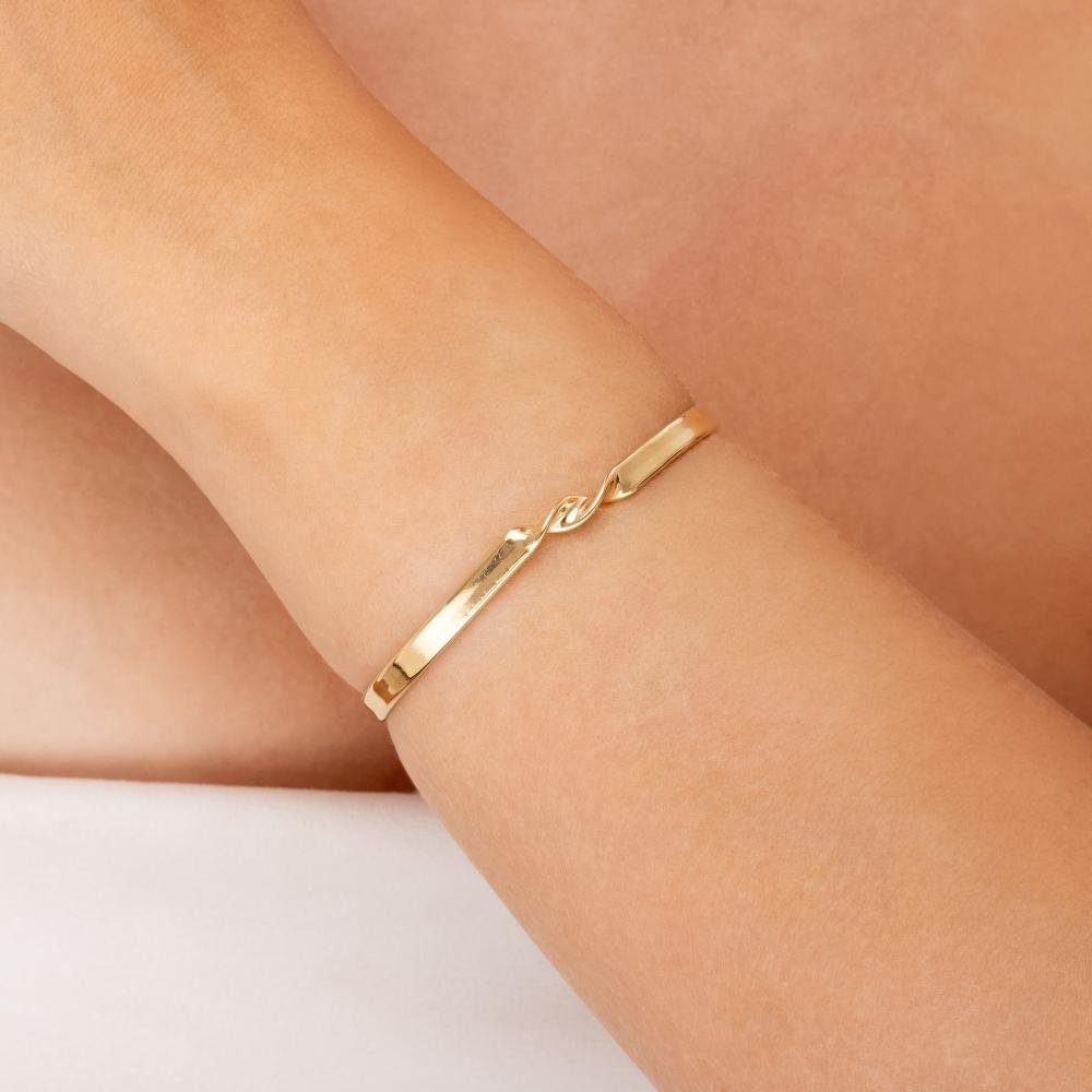 Bracelete Ajustável Liso Detalhe Torcido Banhado a Ouro 18k Dourado 2