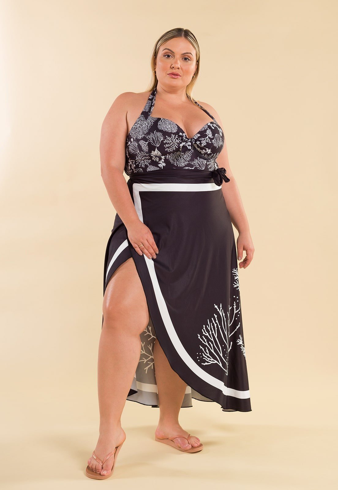 PAREO ESTAMPA LOCALIZADA- Plus Size