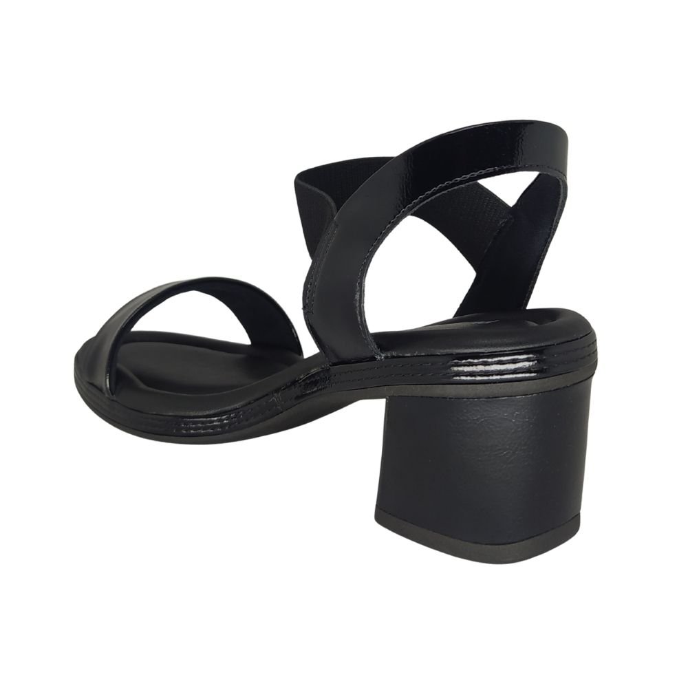 Sandália Piccadilly em Verniz Preto 3