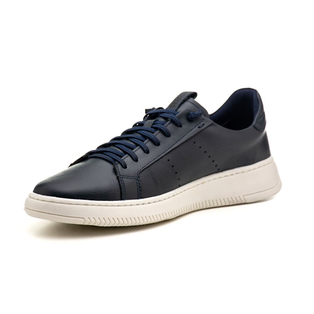 Tenis Casual em Couro Pires Shoes com Cadarço Detalhe em Perfuros e Sola Reta Azul 5