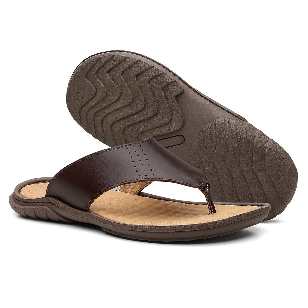 Chinelo em Couro Pires Shoes de Dedo com Tira Larga Sola Leve e Costura Manual Marrom 2