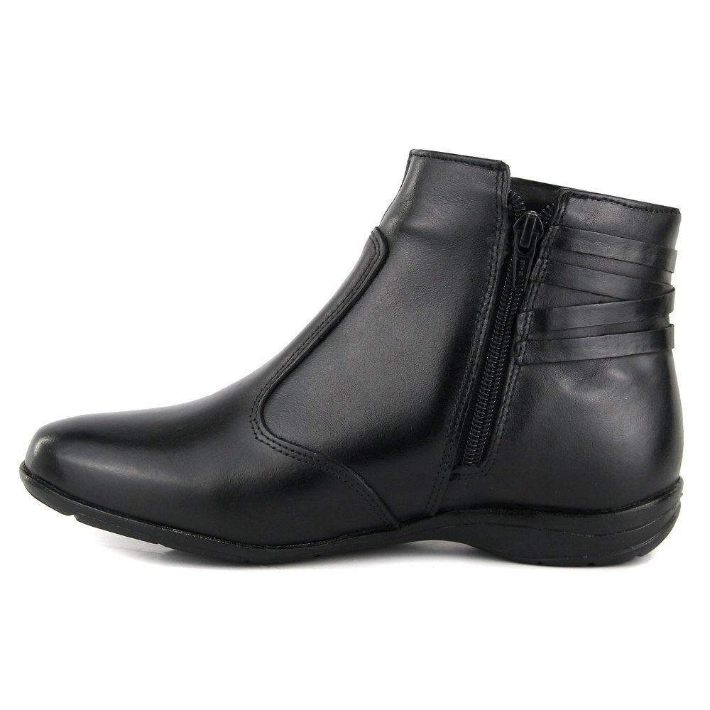 Bota Cano Curto em Couro Pires Shoes com Zíper Detalhe em Tiras e Metal Preto 4