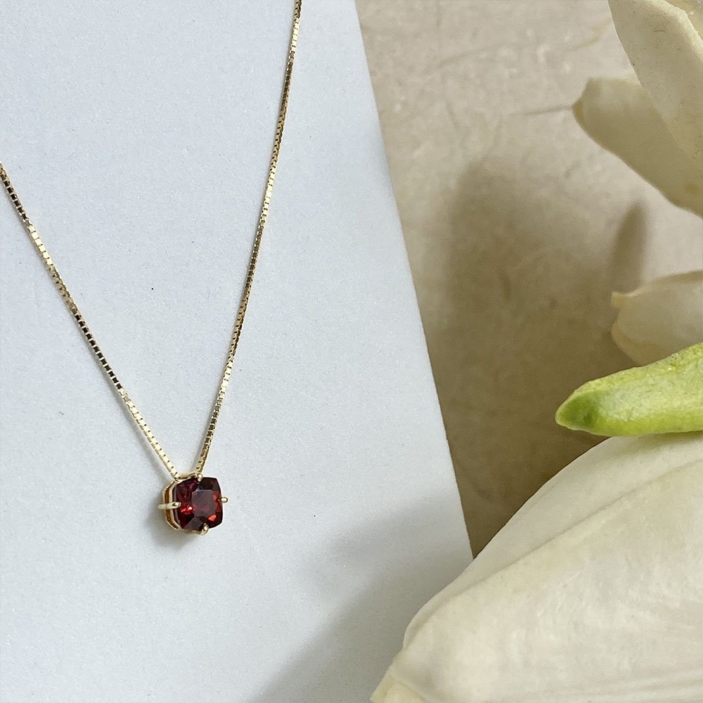 Pingente Quadrado com Granada em Ouro 18k Dourado/Vermelho 3
