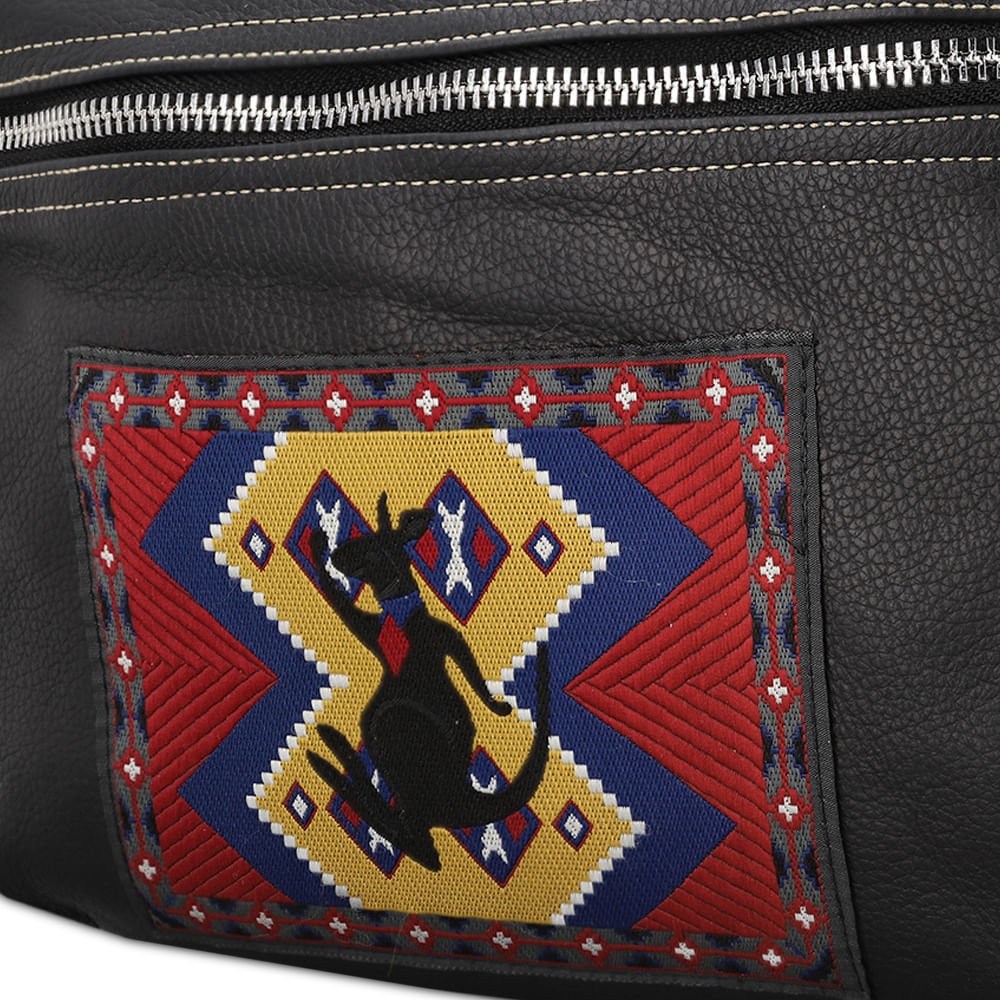 Mochila Couro Etiqueta Queimada - Preto Preto 3