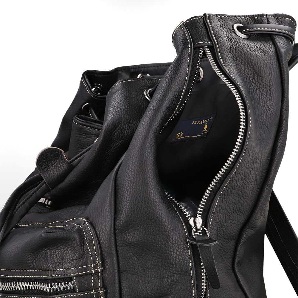 Mochila Couro Etiqueta Queimada - Preto Preto 4
