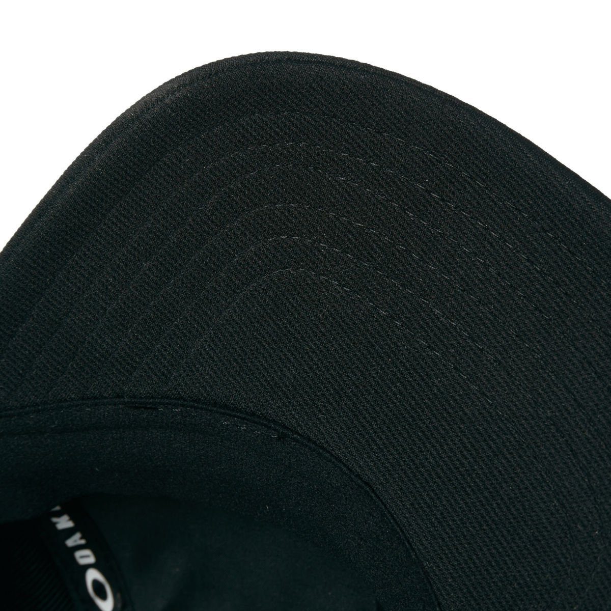 Boné Oakley Tincan Cap Preto com Logo Carbon Preto Preto 3