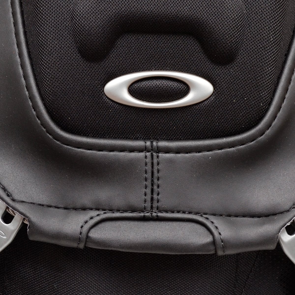 Mochila Oakley Bathroom Sink Preta Preto 3