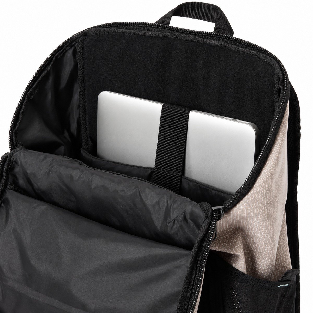 Mochila Rip Curl Overland 30L Search Stone – Estilo Adventure, Alta Resistencia e Compartimento Notebook Off White 5