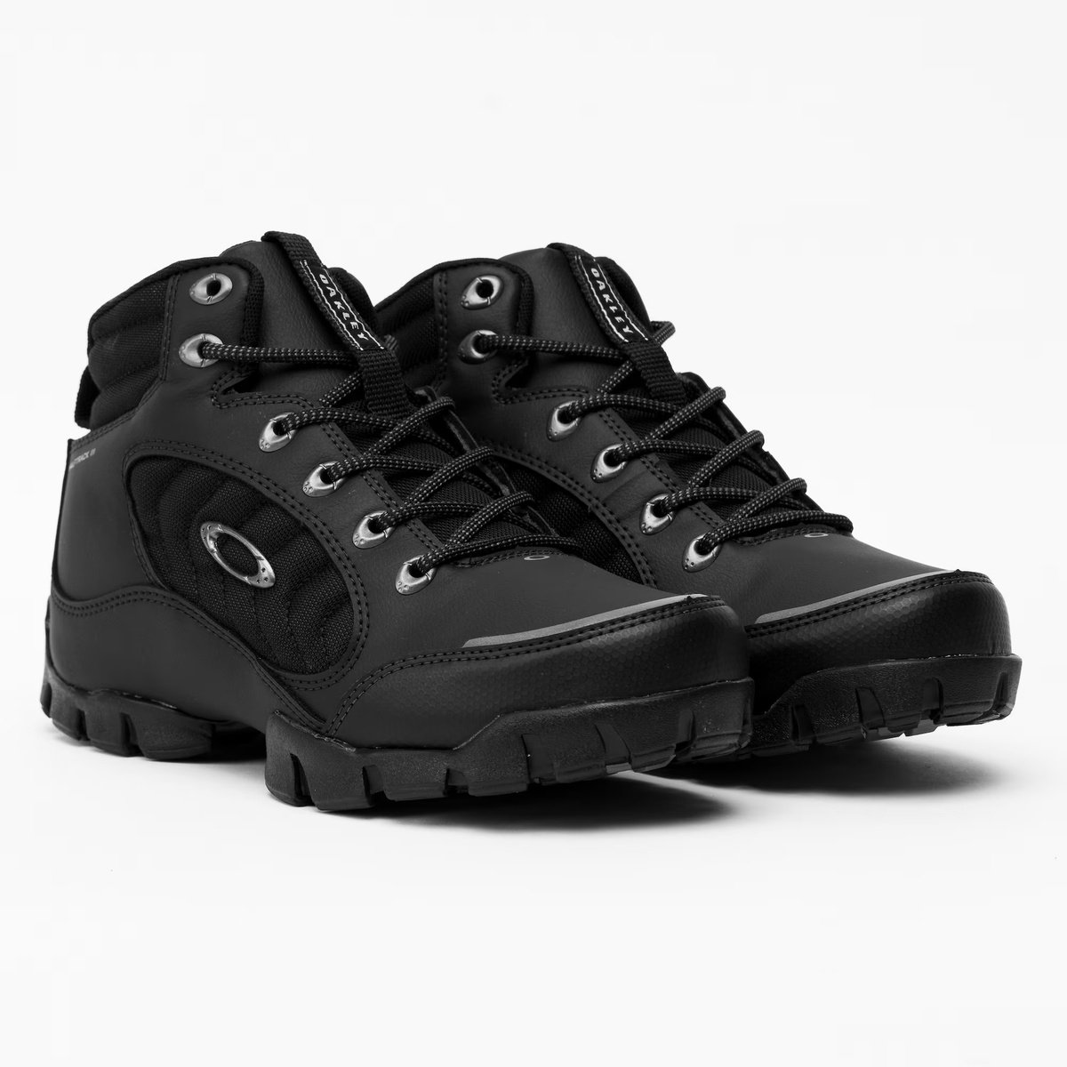 Tênis Oakley Halftrack Mid III Black – Robustez Total, Suporte de Cano Médio e Estilo Imponente Preto 4