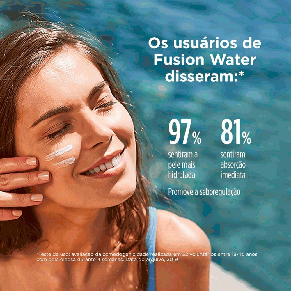 Protetor Solar Facial ISDIN Fusion Water FPS 60 sem cor 30ml 30ml 4