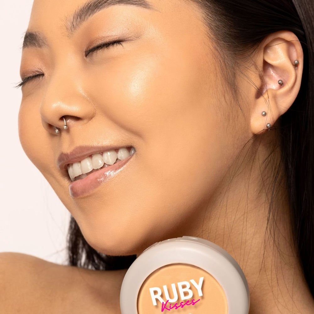 Pó Compacto Ruby Kisses Super Fixo Cor 130 9g Cor 130 6