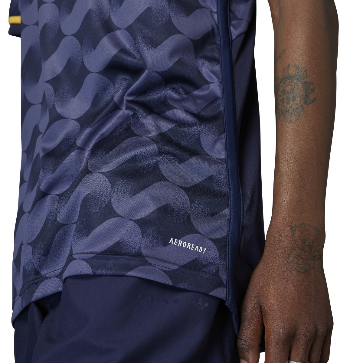 Camiseta Adidas Real Madrid II 23/24 Masculina Azul 6