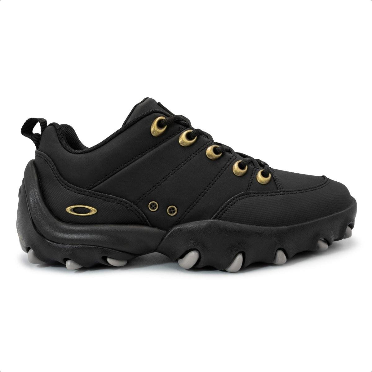 Cor Preto/Dourado