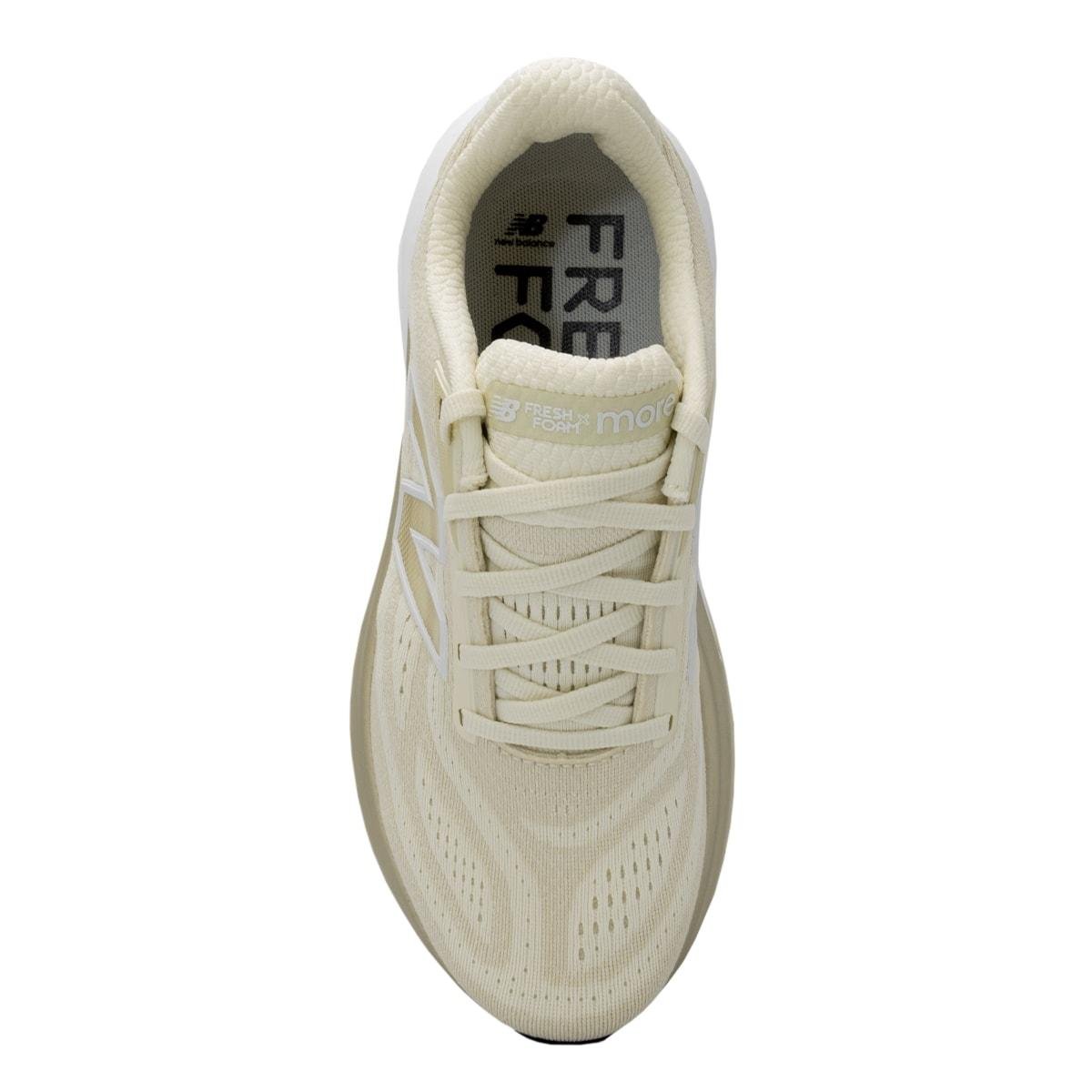 Tênis New Balance Feminino Fresh Foam X More V6 Corrida Bege 3