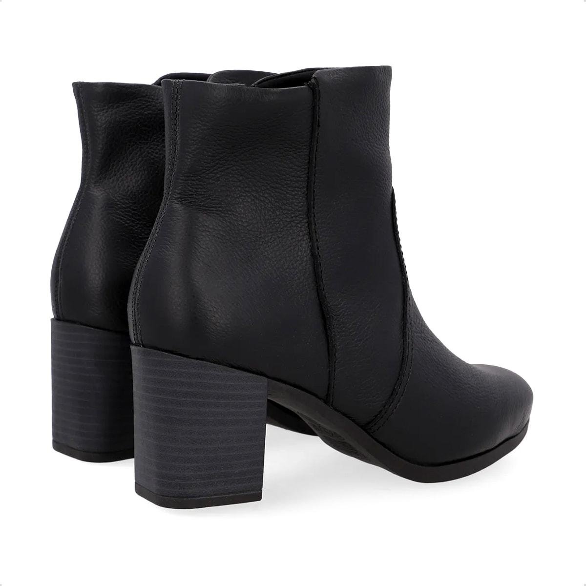 Bota Usaflex Feminina Em Couro Zíper AP05003 Preto 4