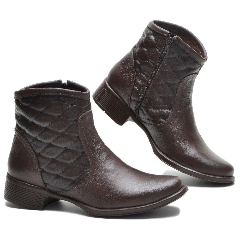 Bota Cano Curto em Couro com Detalhe Matelassê Café 4