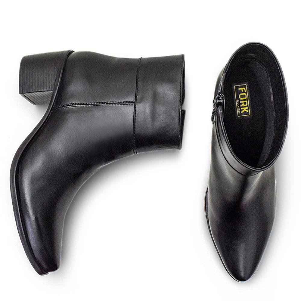 Bota Feminina Cano Baixo em Couro Estilosa Preto 3