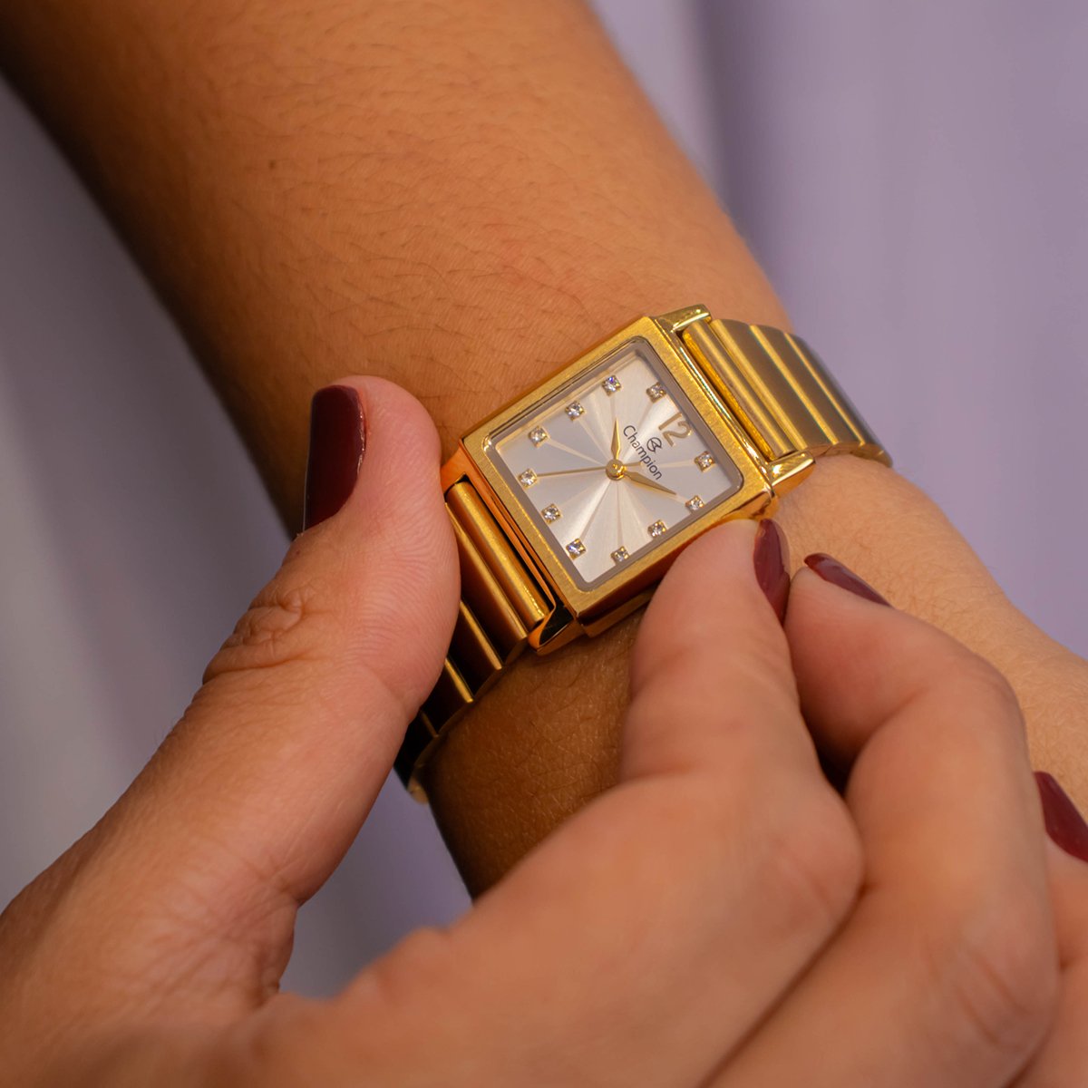Relógio Feminino Champion Dourado Quadrado Pequeno CF24135H + Colar e Brincos Dourado 4