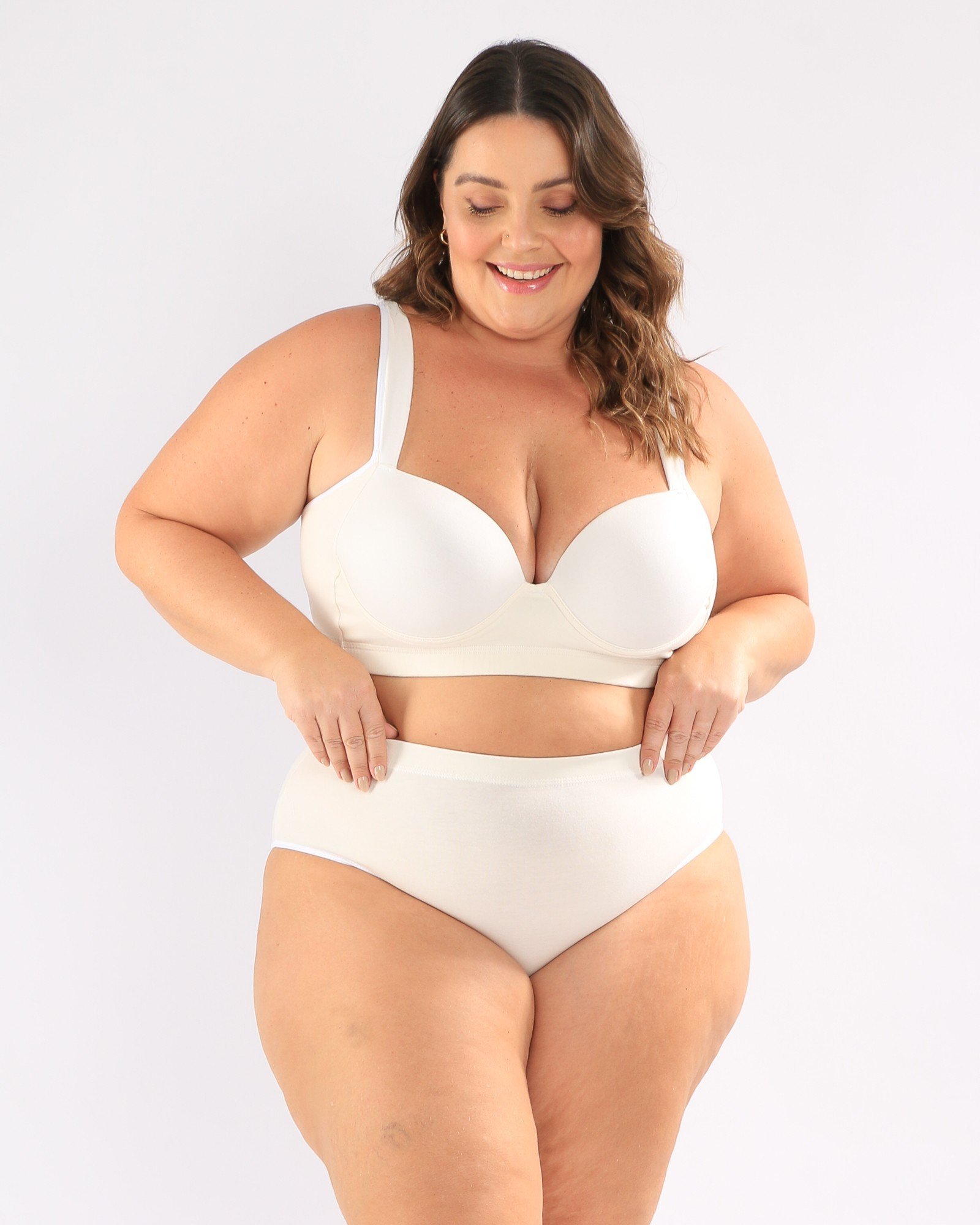 Calcinha sustentação plus size em algodão que veste do 48 até o 58