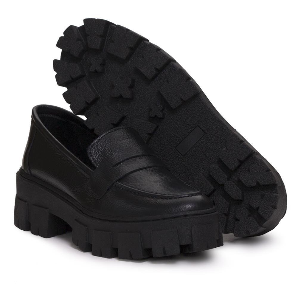 Mocassim Feminino Tratorado Couro Bico Redondo Moderno Preto 4