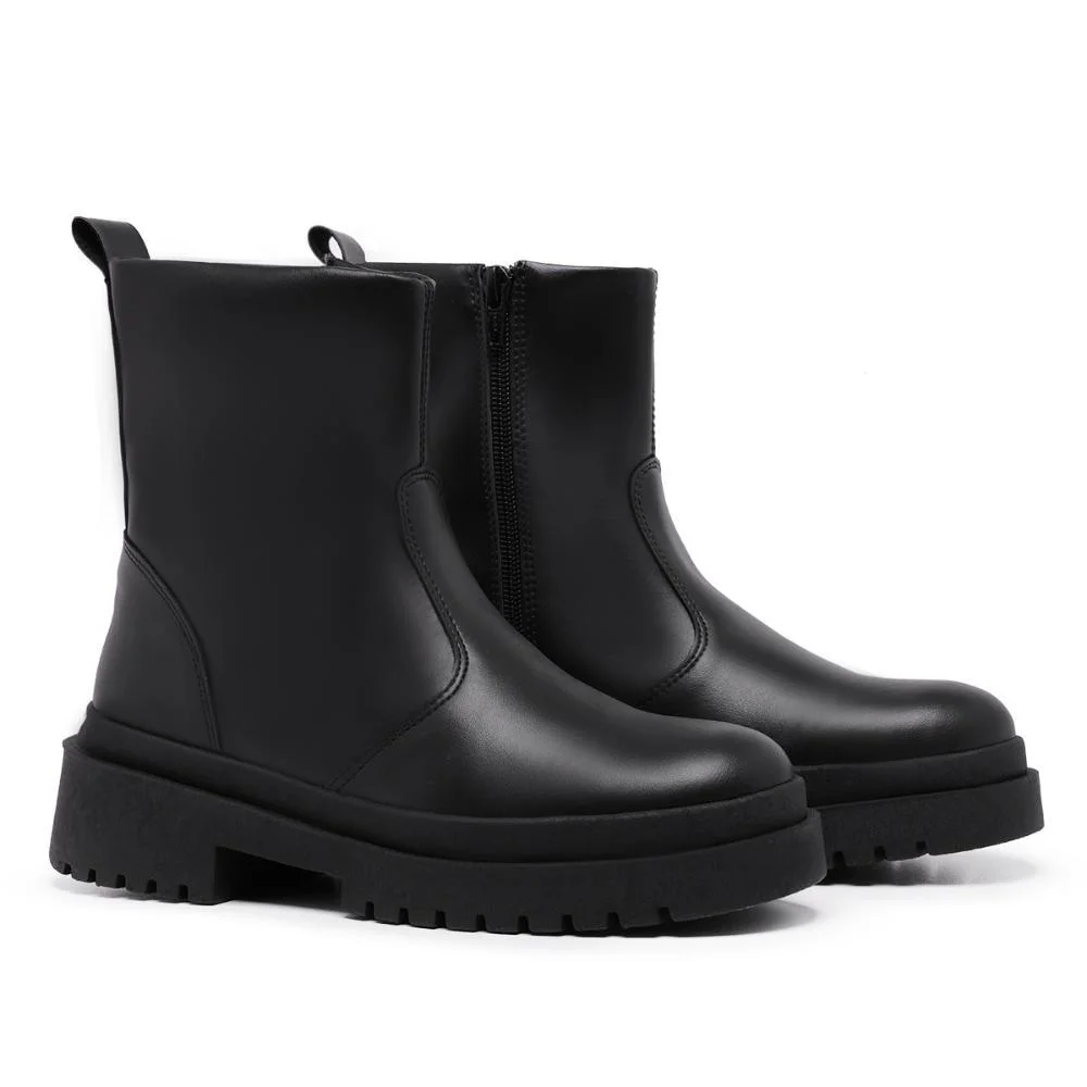 Bota Feminina Cano Curto Tratorada Zíper Lisa Estilo Moderna Preto 2