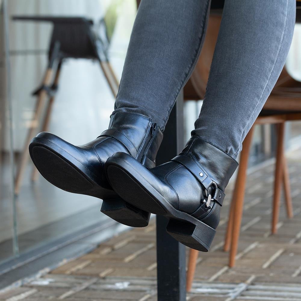 Bota Feminina Cano Curto Bico Redondo Zíper Lateral Casual Preto 7