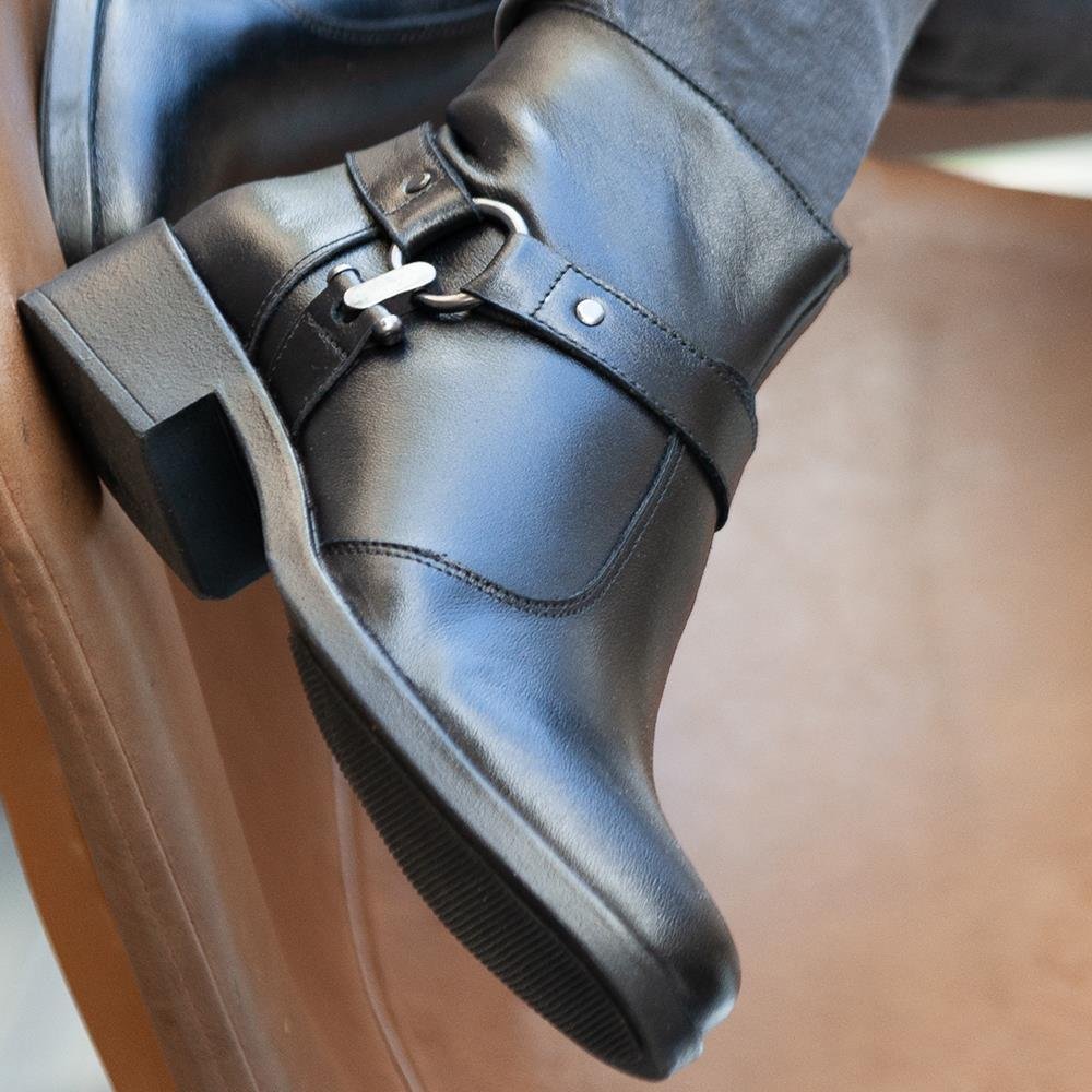 Bota Feminina Cano Curto Bico Redondo Zíper Lateral Casual Preto 9