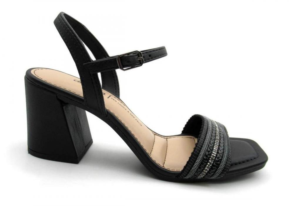 Cor Preto