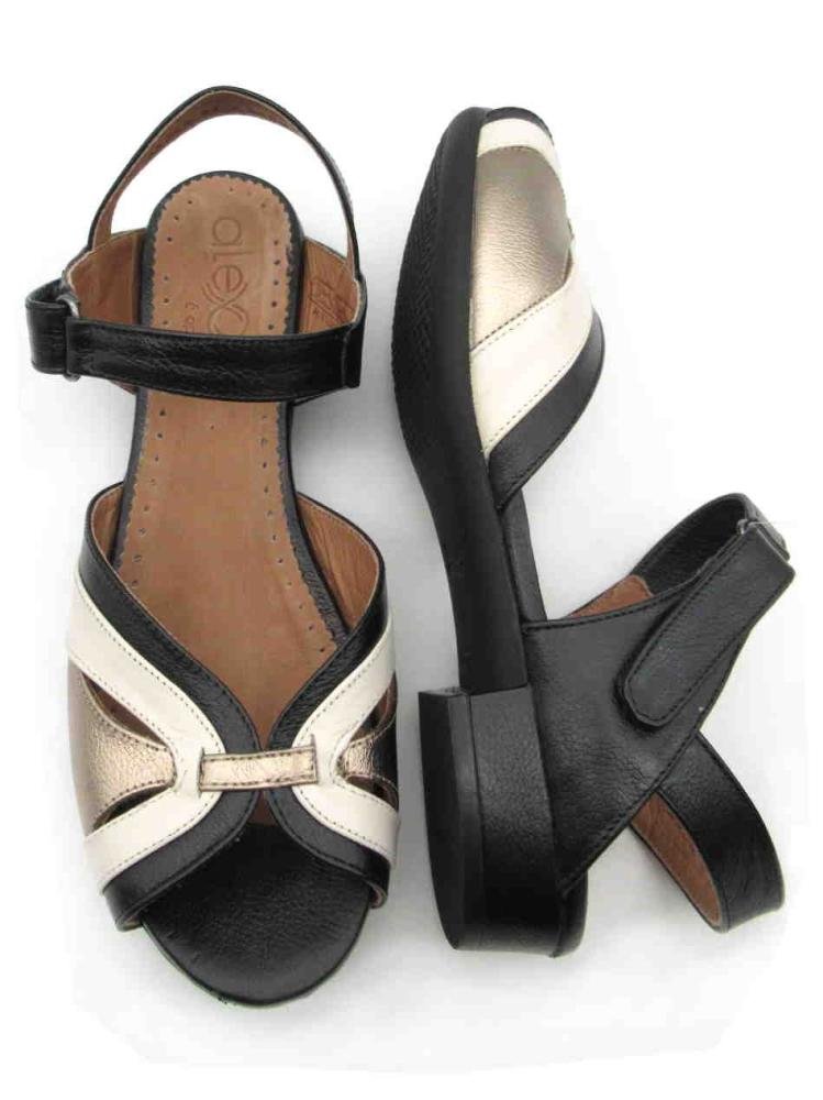 Sandália Feminina Opananken 22828 100% Couro Preto/Ouro 4