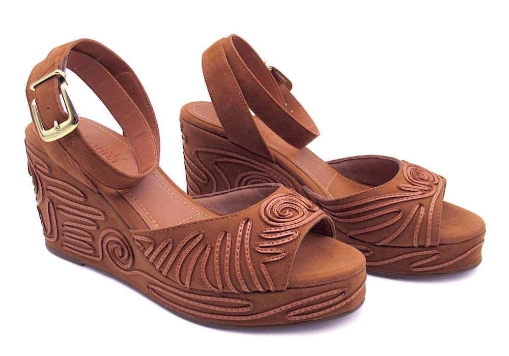 Sandália Feminina Plataforma Anabela Valentina 502137 Marrom 2