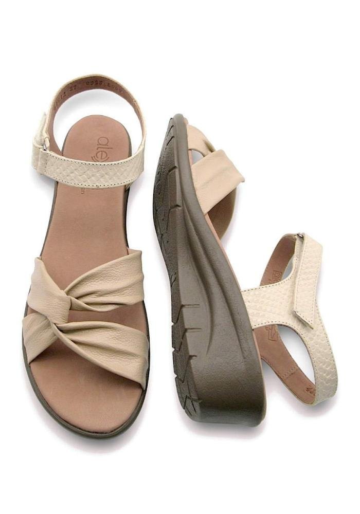 Sandália Feminina Opananken Alexxa Anabela 42612 Bege 4