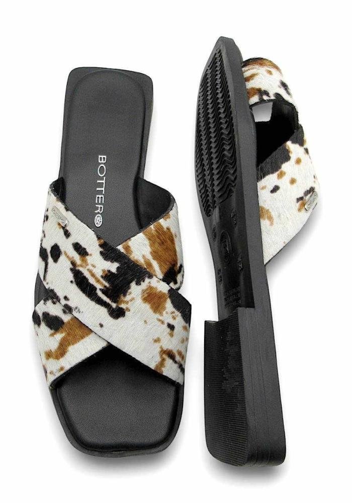 Tamanco Feminino Rasteiro Bottero de Pelo Natural 336818 Animal Print 4