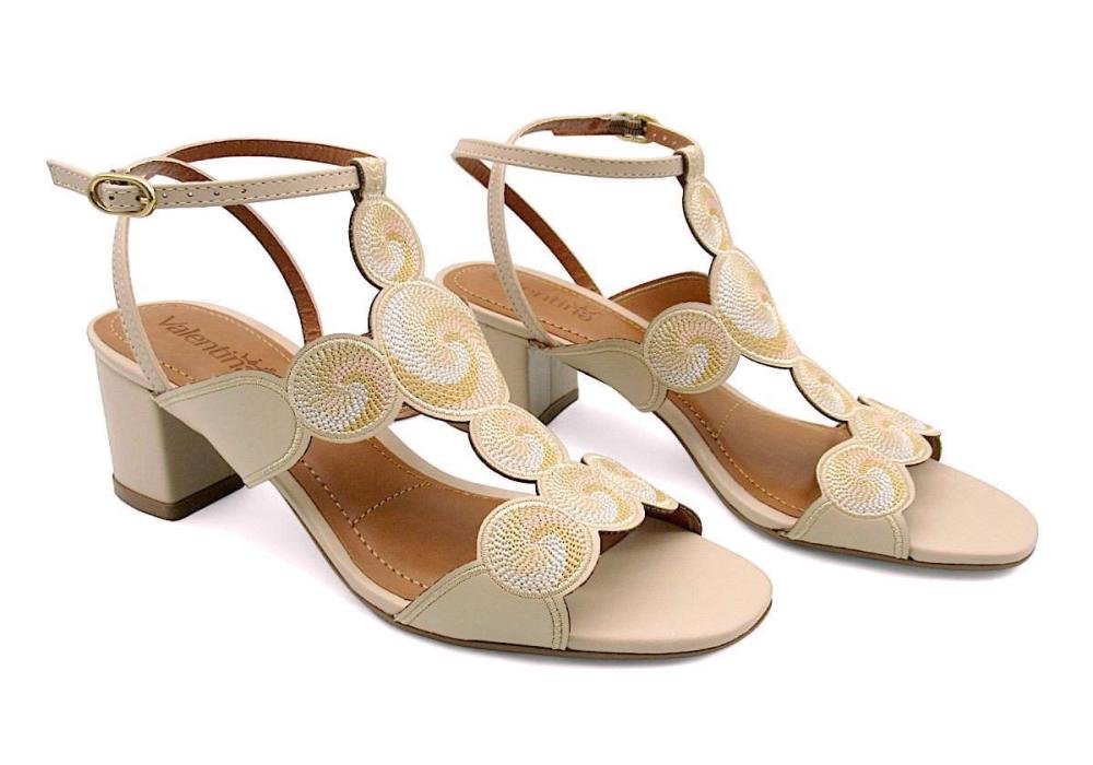 Sandália Feminina Valentina Salto Bloco 457050 Bordada Bege 2