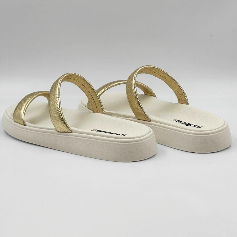 Sandália Moleca Papete Slide Tira Larga Metalizada Feminina Dourado 3