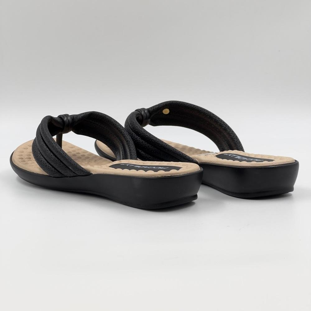 Tamanco Piccadilly De Dedo Tira Larga Rasteiro Feminino Preto 4