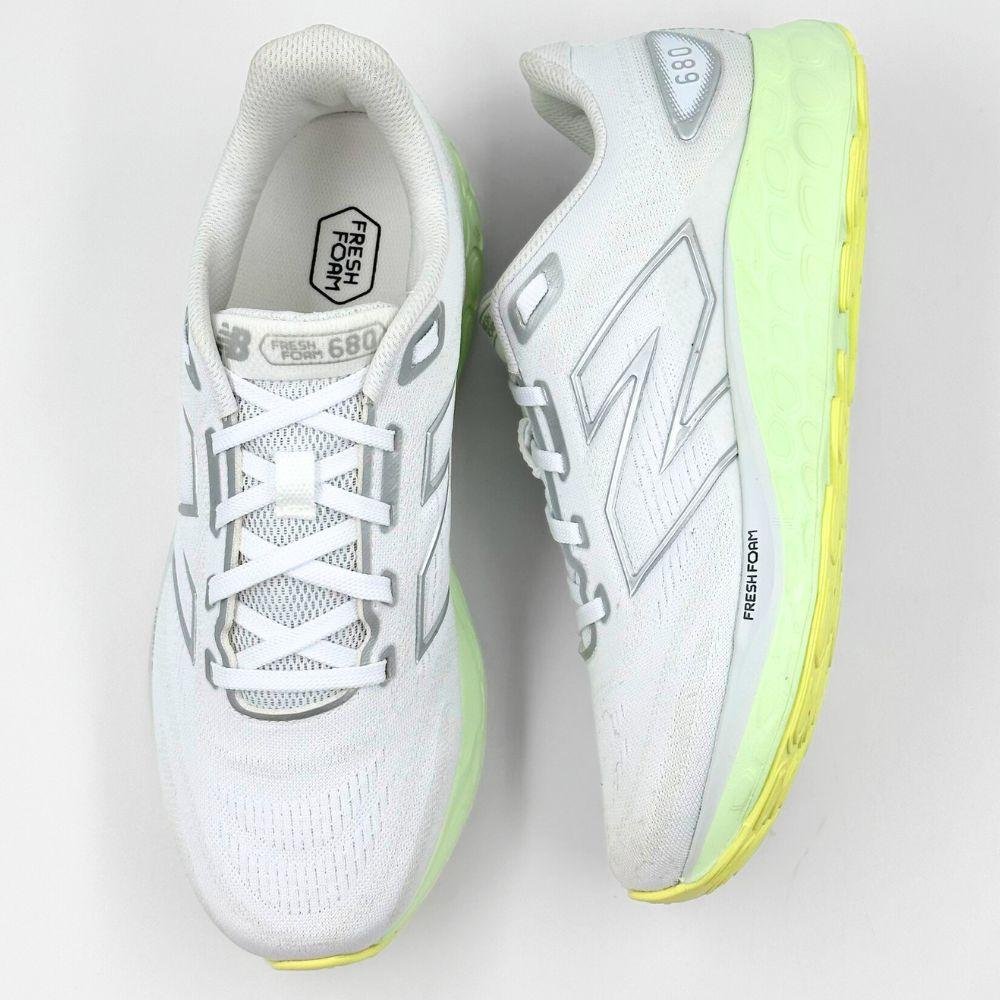 Tênis New Balance Esportivo W680 com Cadarço Feminino Branco/Verde Claro 4