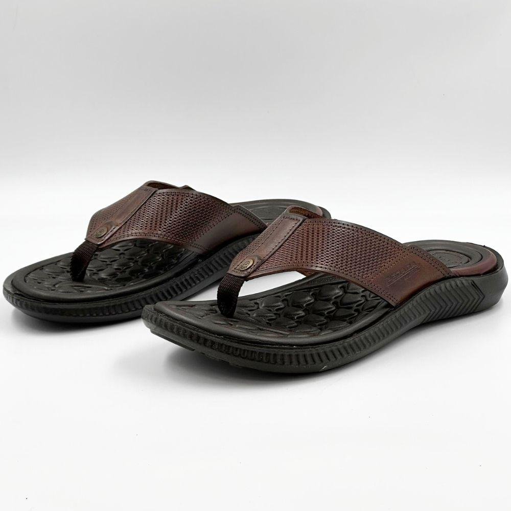 Chinelo Pegada Tira Larga em Couro Masculino Pinhão 2