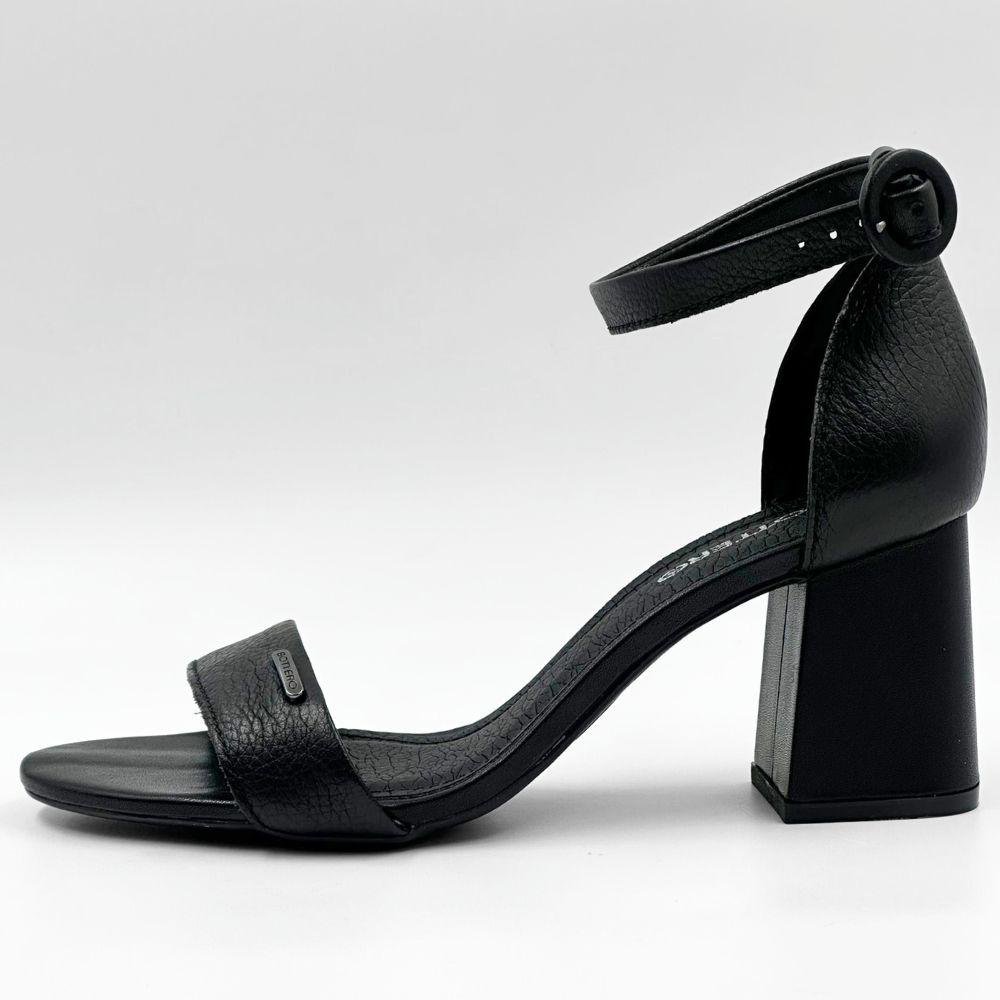 Cor Preto