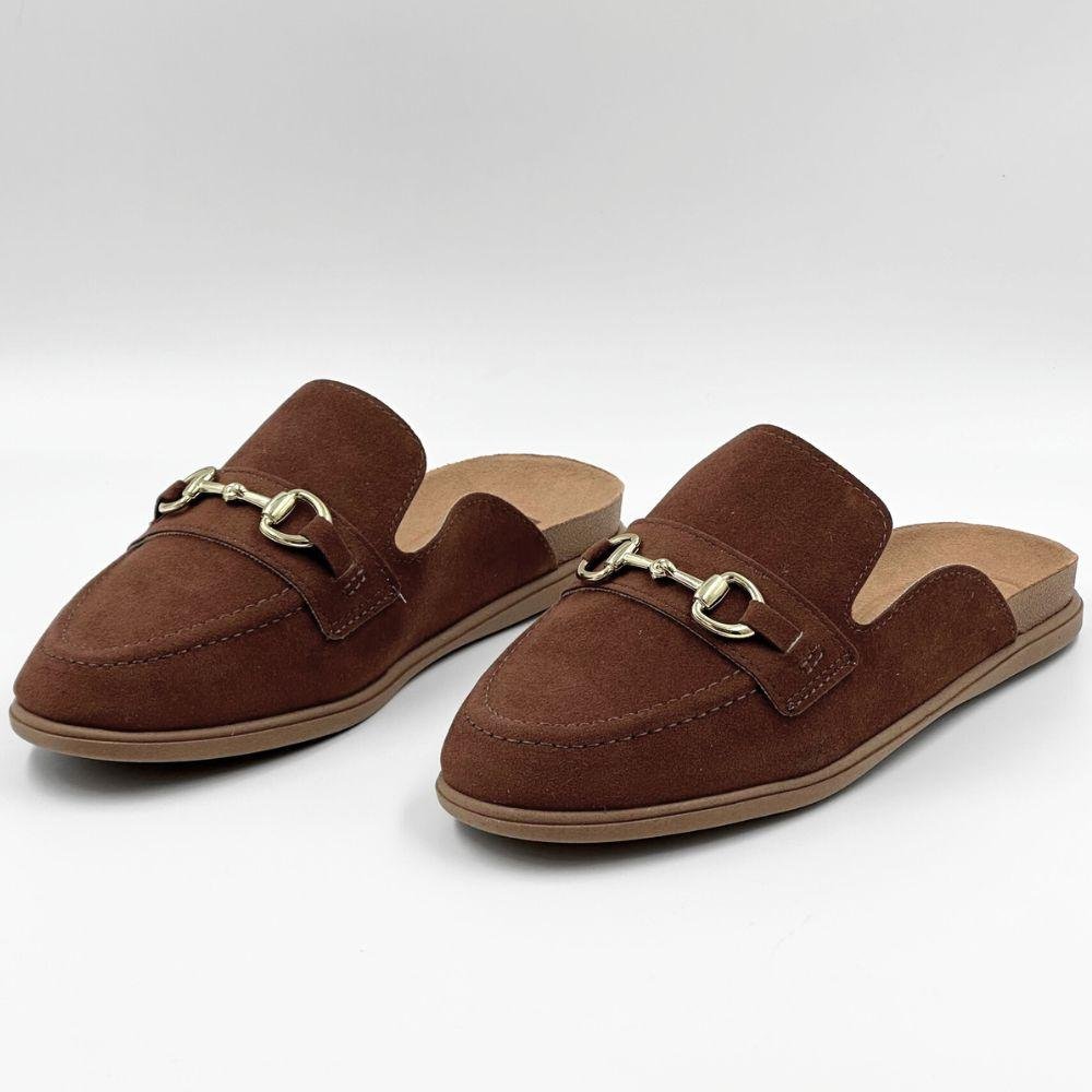 Mule Moleca em Camurça Bico Redondo Feminina Conhaque 2