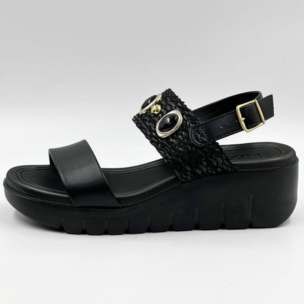 Sandália Moleca Anabela Casual com Aplicações Feminina