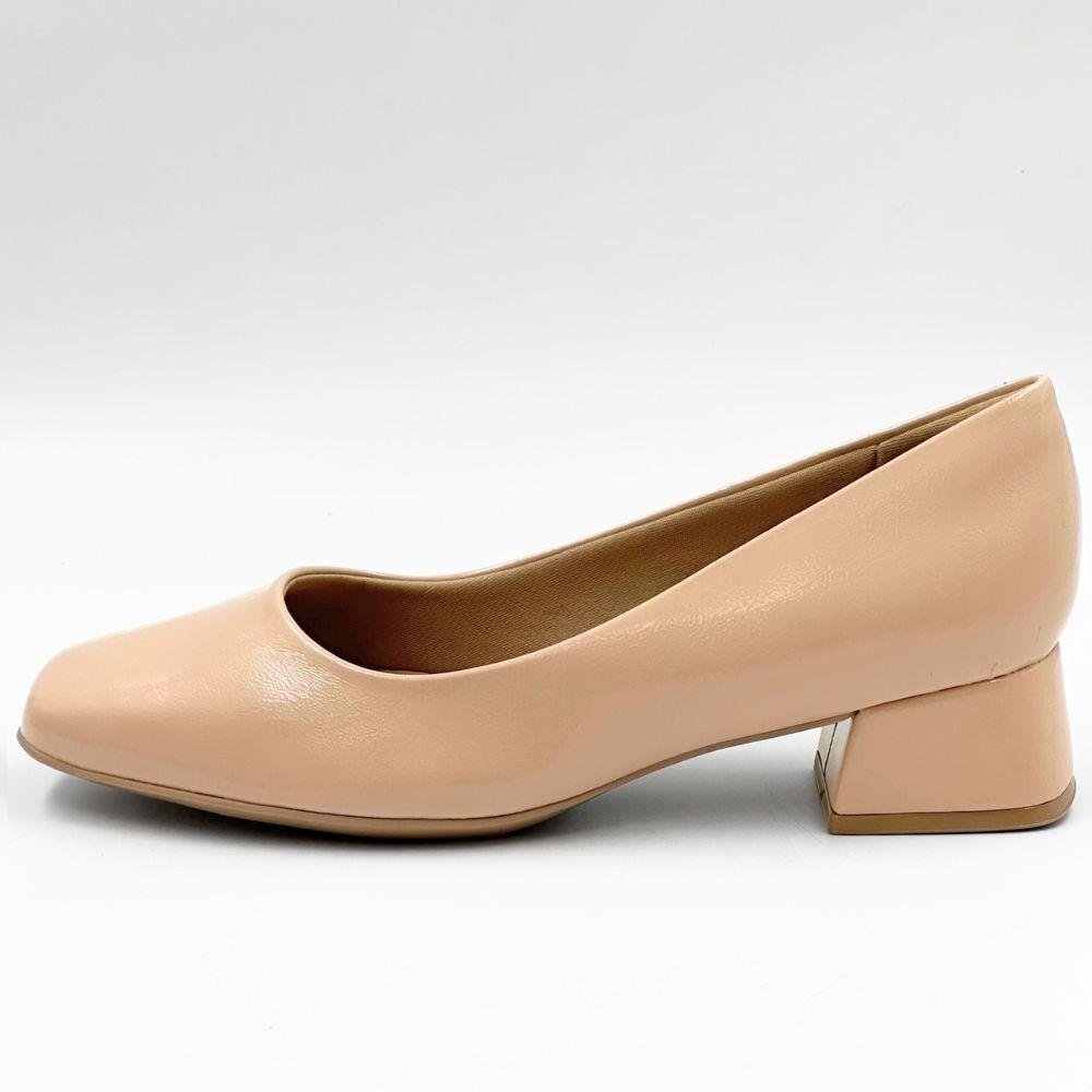 Sapato Piccadilly em Verniz Salto Baixo Feminino