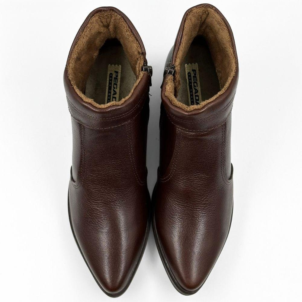 Bota Pegada Cano Curto com Salto Baixo Bico Fino Feminina Marrom 4