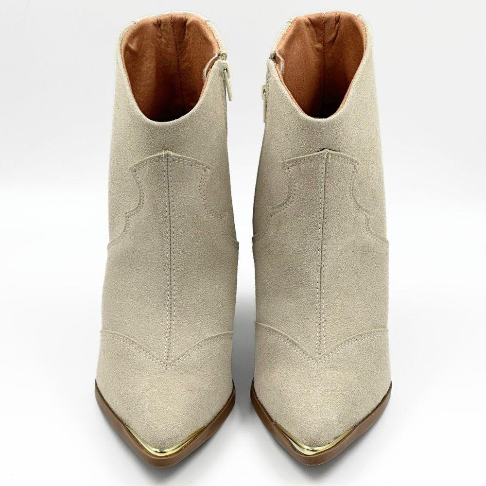 Bota Vizzano Western em Camurça Cano Curto Salto Alto Feminina Off White 5